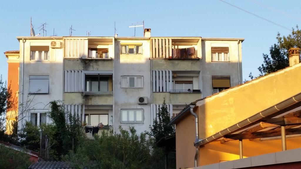 Apartment Maestral Ρόβινι Εξωτερικό φωτογραφία